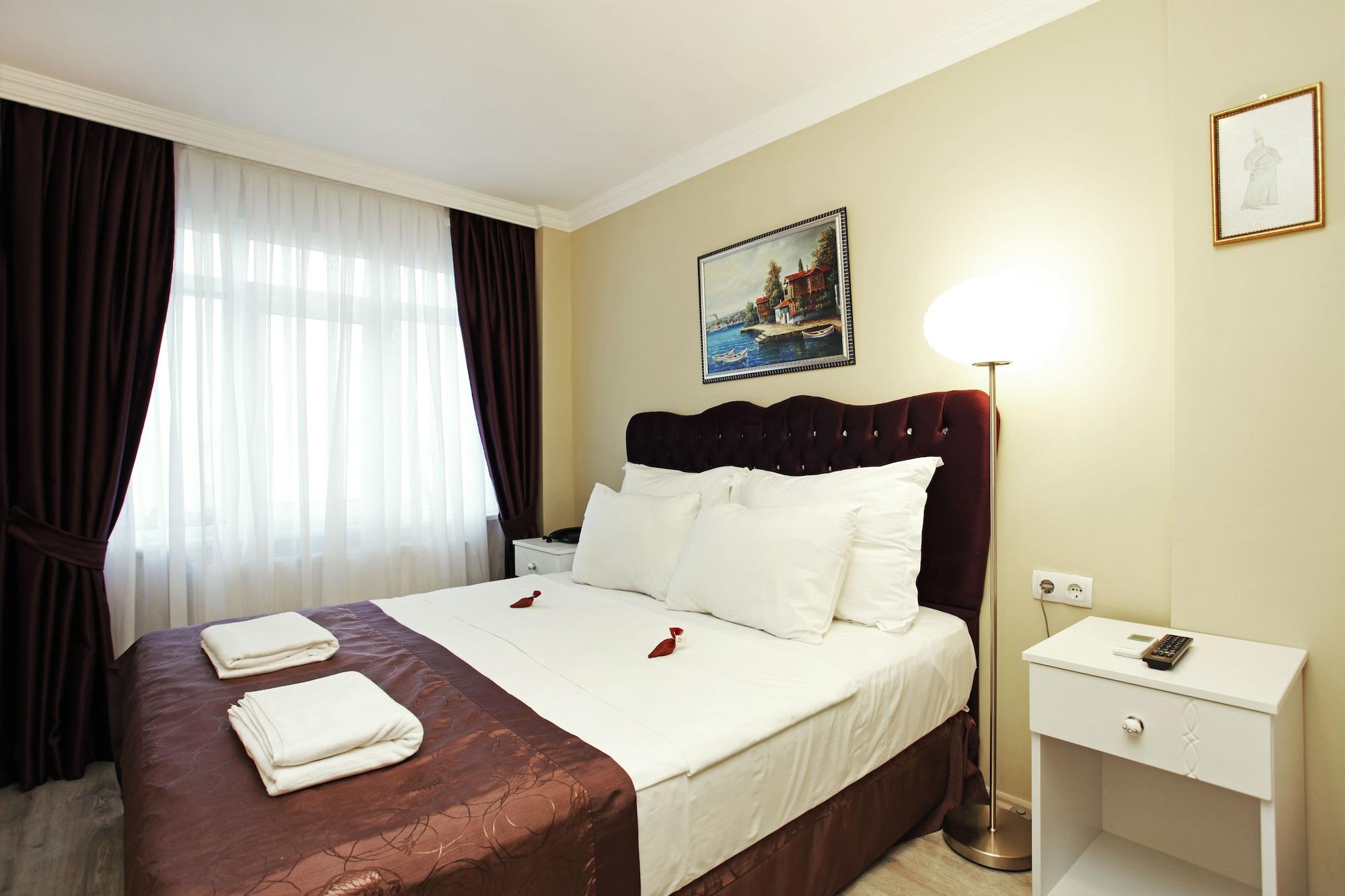 Spinel Hotel - Old City Istanbul Bagian luar foto